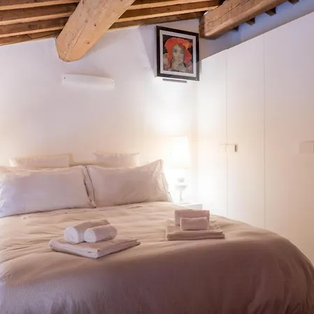 Apartment Pergola White Loft