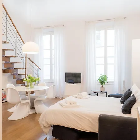 Apartment Pergola White Loft